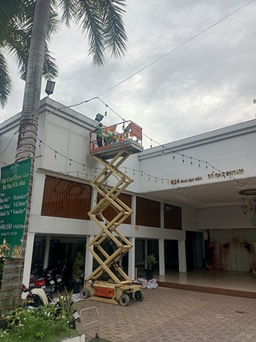 đơn vị đu dây lau kính - ảnh 2